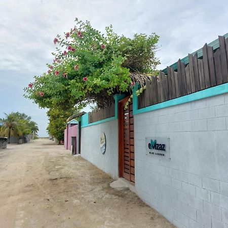 Emzaz Blue Lagoon Ugoofaaru Екстериор снимка
