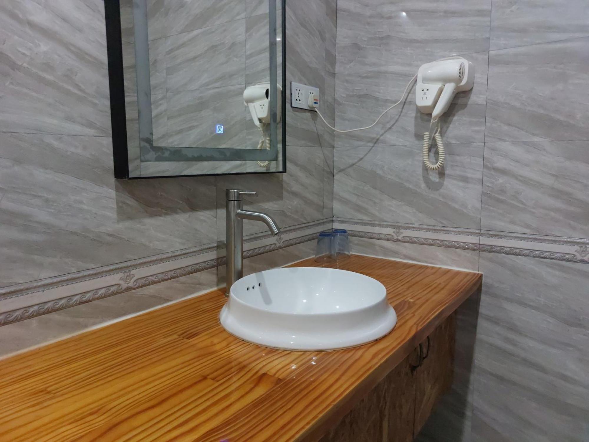 Emzaz Blue Lagoon Ugoofaaru Екстериор снимка