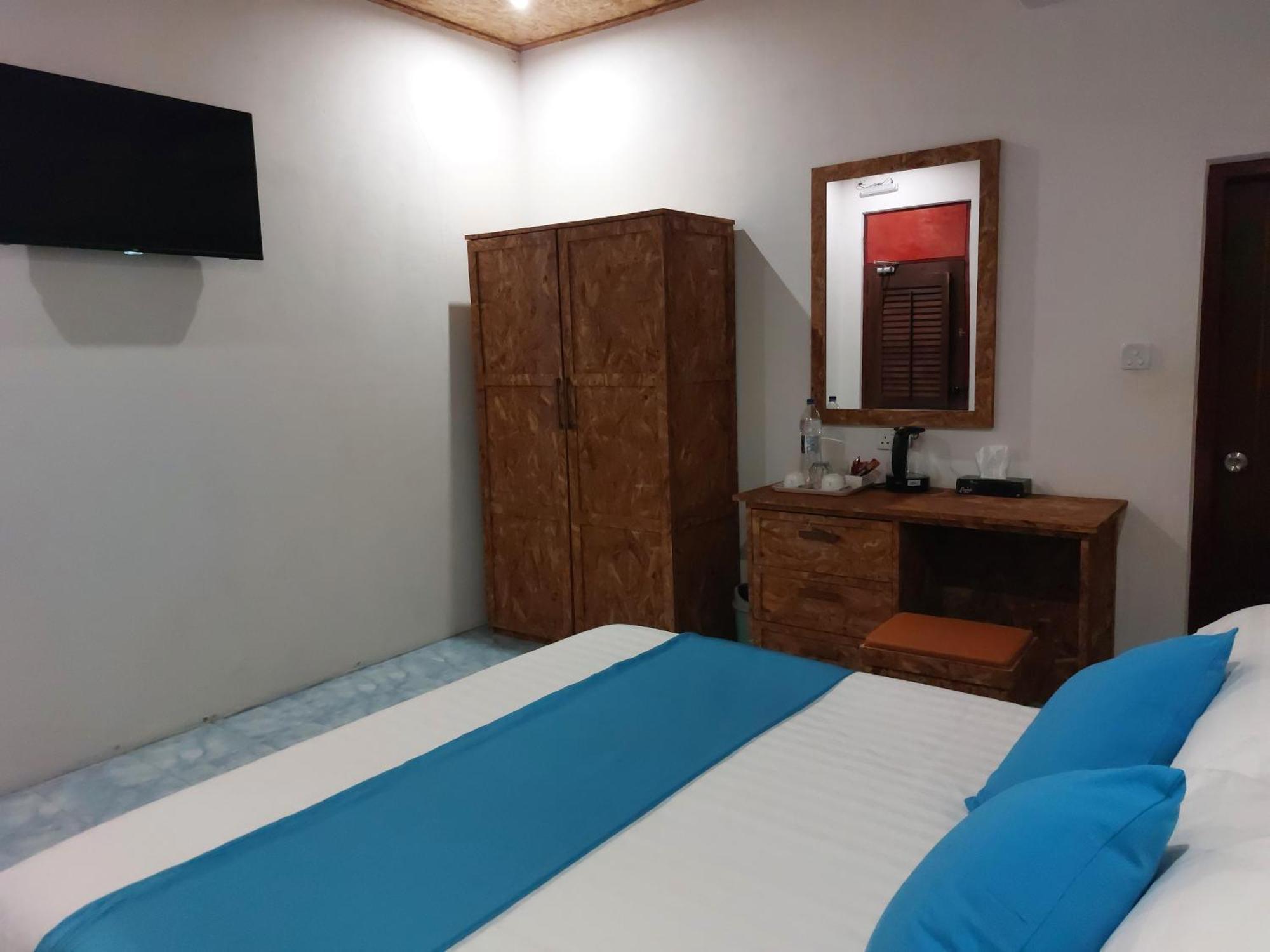 Emzaz Blue Lagoon Ugoofaaru Екстериор снимка